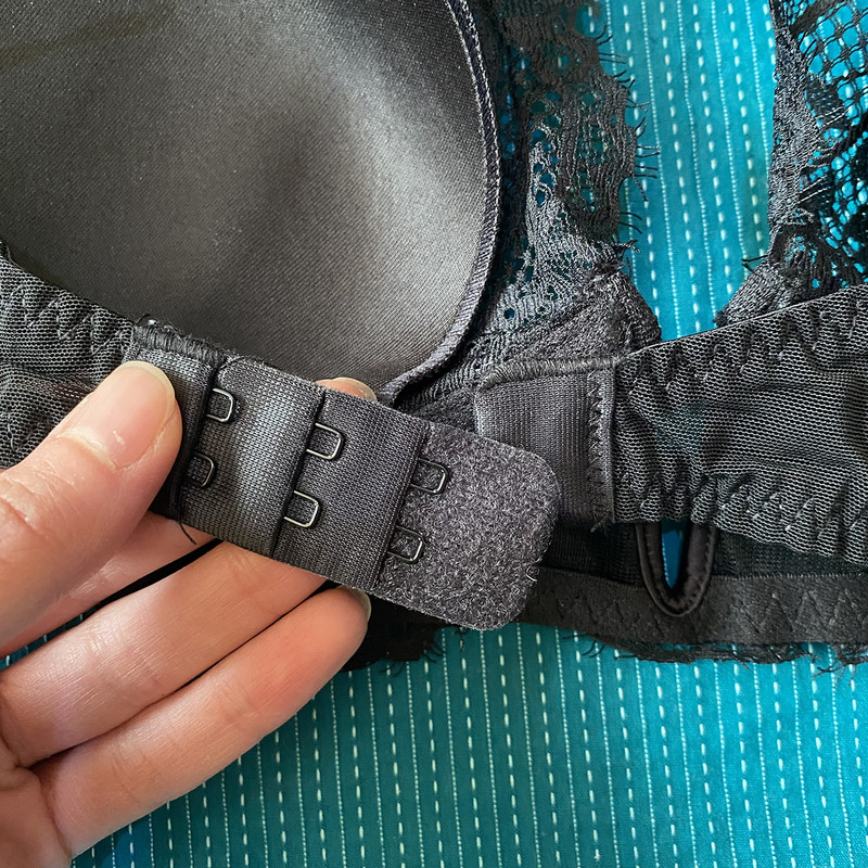 سوتین زنانه مدل 1030152