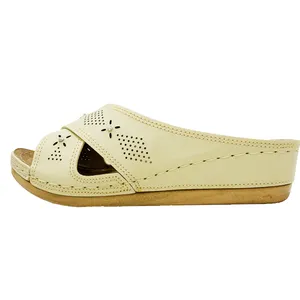 دمپایی زنانه کمند مدل نیکتا پوش کد Ce