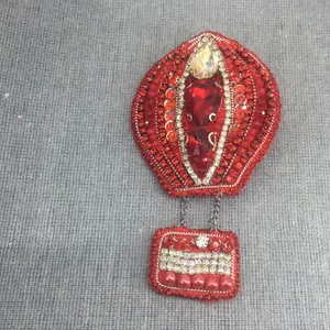 گل سینه زنانه مدل بالن