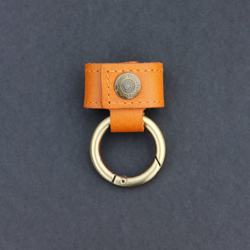 جاکلیدی مردانه چرم بیسراک مدل لارا کد Key.H-704
