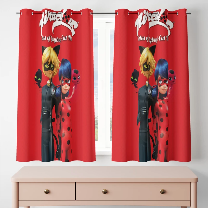 پرده مدل مخمل پانچی کد 8389 سایز 200x140 سانتی متر 