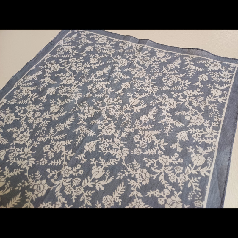 دستمال جیب مردانه دیس گلوری دیز مدل FLOWER HANKY