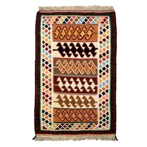 گلیم گبه دستبافت یک و نیم متری گالری سلام کد 022