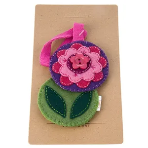 نشانگر کتاب Angelic طرح گل و برگ