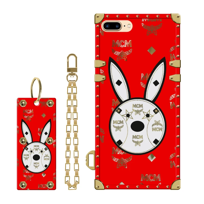 کاور فشن مدل صندوقی کد MCM مناسب برای گوشی موبایل اپل iPhone 7 به همراه پلاک آویز