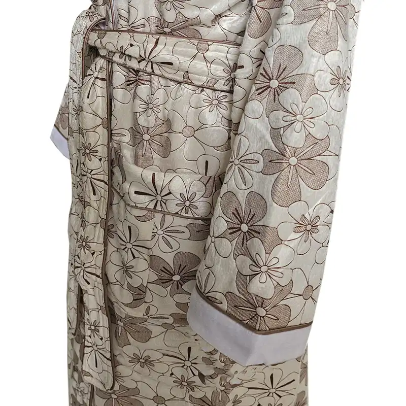 حوله پالتویی طرح فلاور سایز 125