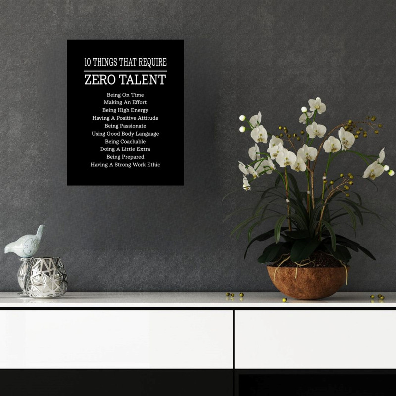 پوستر مدل 10 چیز که به هیچ استعدادی نیاز ندارند