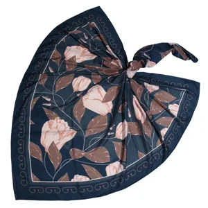 روسری زنانه مدل نخ ابریشم مزونی با پترن گل لاله کد ana-9090