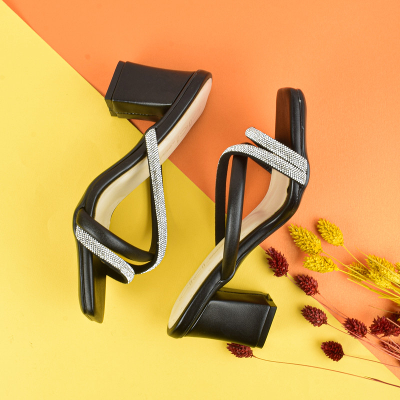 صندل زنانه مدل CiCi کد BK.2909