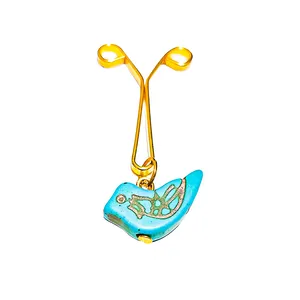 گیره روسری زنانه مدل مرغ آمین 