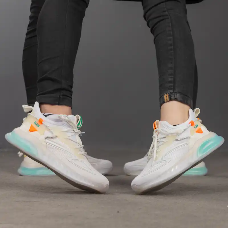 کفش پیاده روی مدل 67