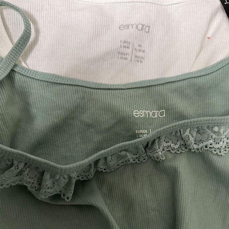 تاپ زنانه اسمارا مدل گیپوردار مجموعه 2 عددی