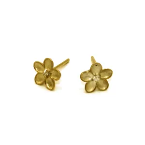 گوشواره نقره گالری ساج طرح گل