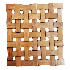 زیربشقابی و زیرقابلمه ای مدل چوبی بامبو طرح مربع