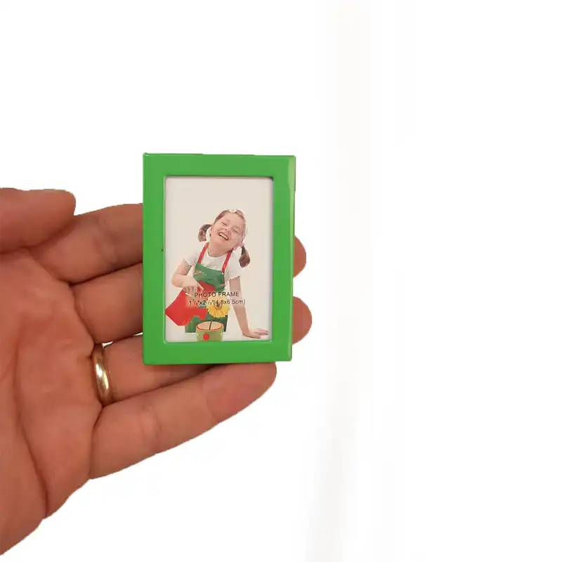 قاب عکس مدل مگنتی