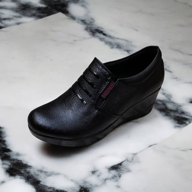 کفش طبی زنانه مدل 318