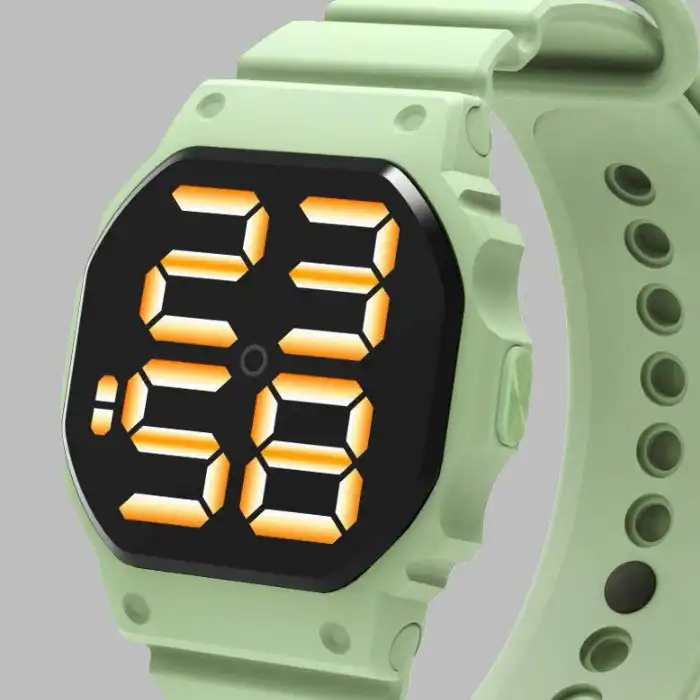 ساعت مچی دیجیتال مدل شب  نما کد 2020