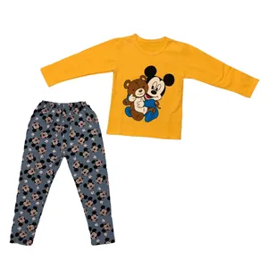 ست تی شرت و شلوار بچگانه مدل میکی و خرس کد m076