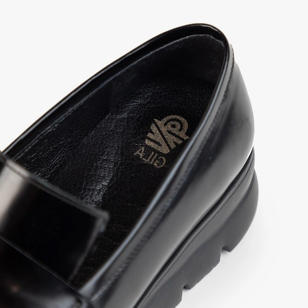 کفش روزمره زنانه گیلا  مدل R323