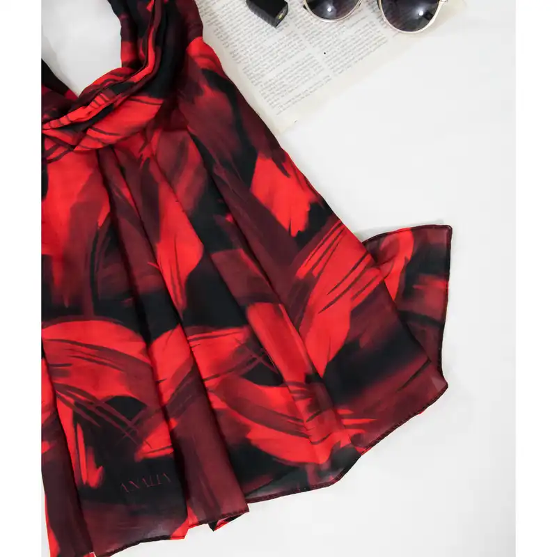 شال زنانه مدل نخی جدید طرح بهاری کد ana-2544