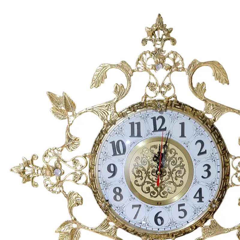 ساعت برنجی مدل آکام