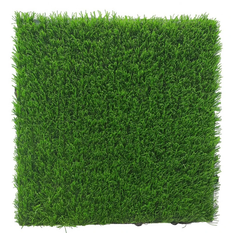 عکس شماره 5 : کفپوش مدل تایل چوب و چمن مصنوعی