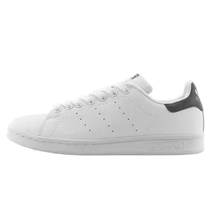 کفش مخصوص دویدن  مدل Stan Smith

