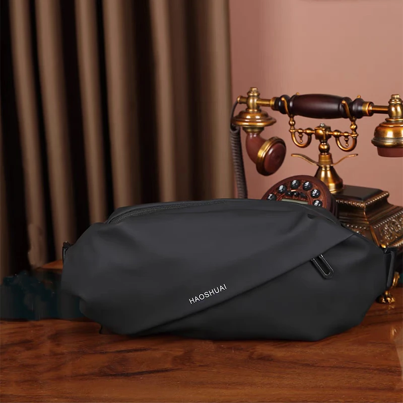 عکس شماره 15 : کیف کراس بادی هاووشی مدل 200