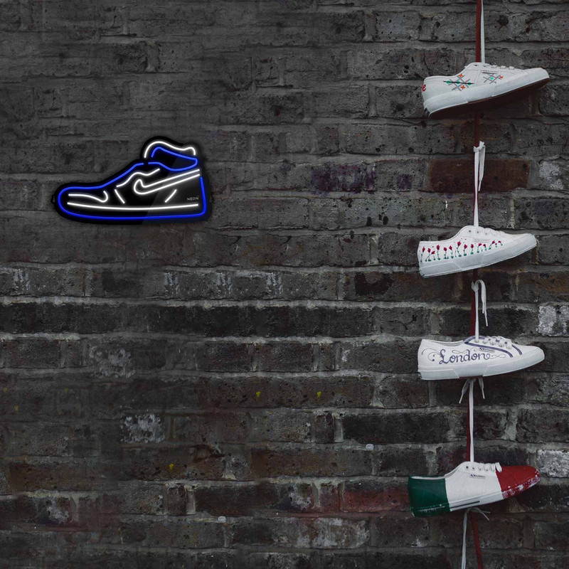 چراغ دیواری نئون دیزاین مدل Shoes-BL_BL