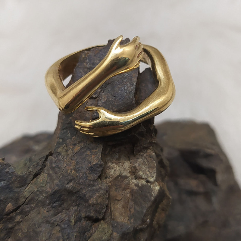 انگشتر زنانه مدل آغوش انگشتر زنانه مدل آغوش