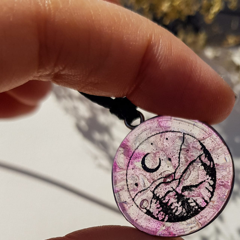 گردنبند دخترانه مدل رزینی طرح منظره گردنبند دخترانه مدل رزینی طرح منظره