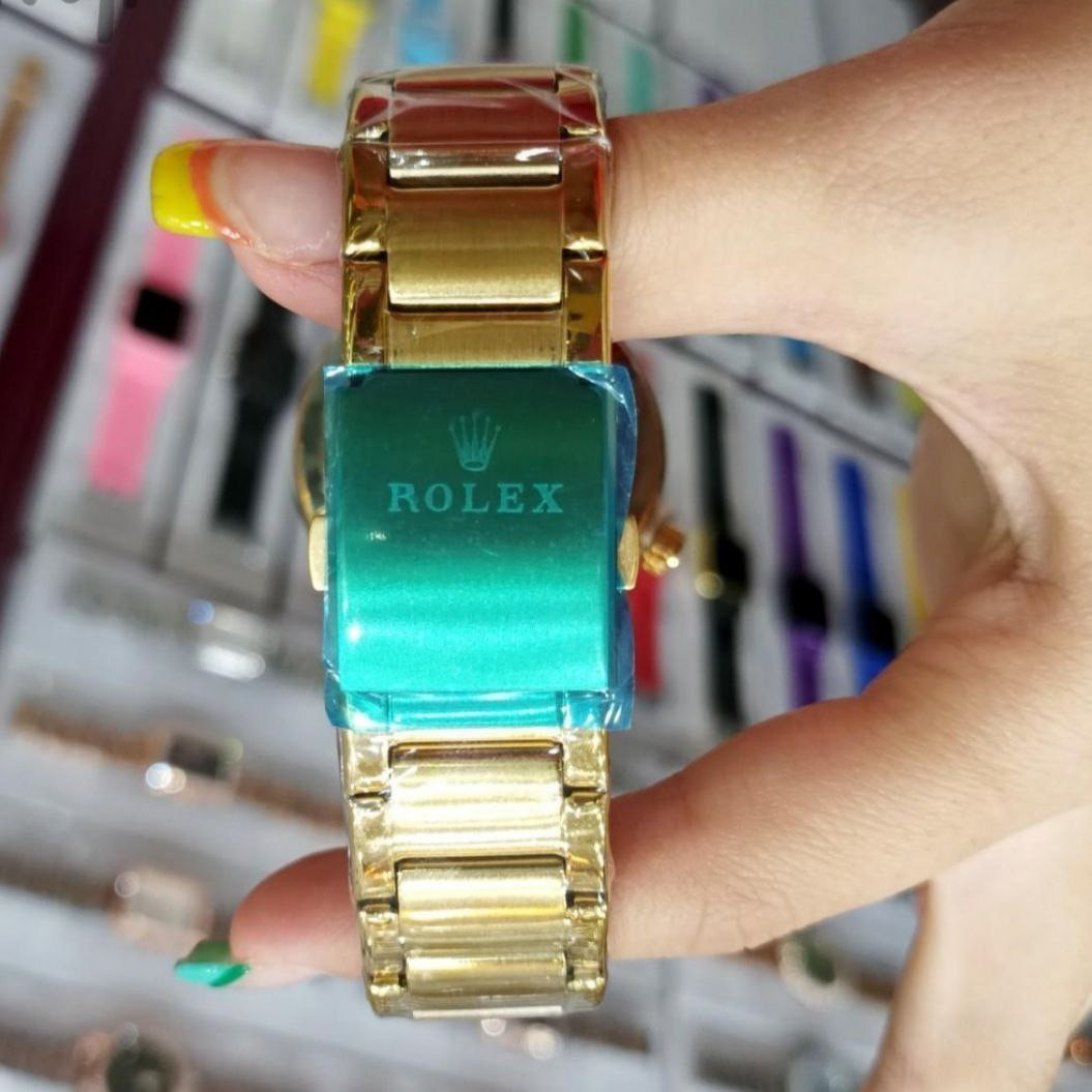 ساعت مچی عقربه‌ای مردانه  مدل پشت شیشه ای موتور پیدا