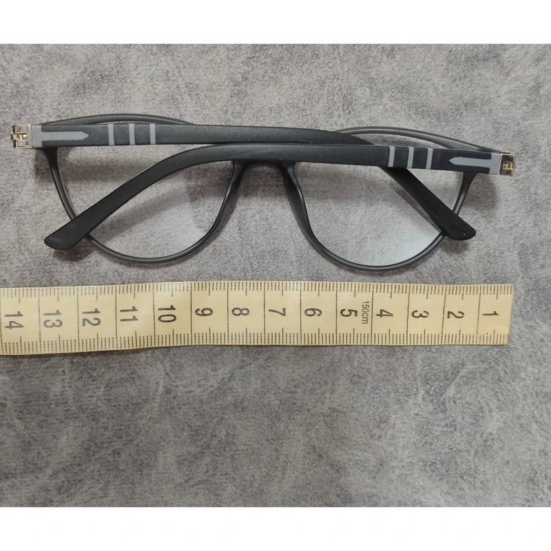 عکس شماره 16 : فریم عینک طبی بچگانه مدل ویفرر کائوچو تیار tr کد 0256