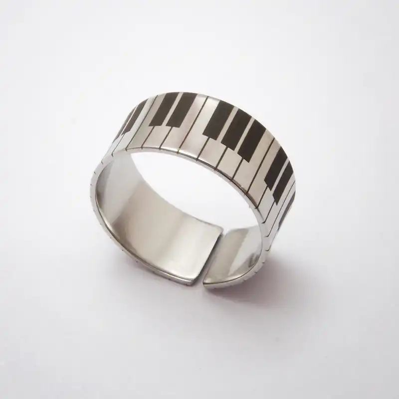 انگشتر مدل پیانو