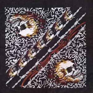 دستمال سر و گردن طرح اسکلت