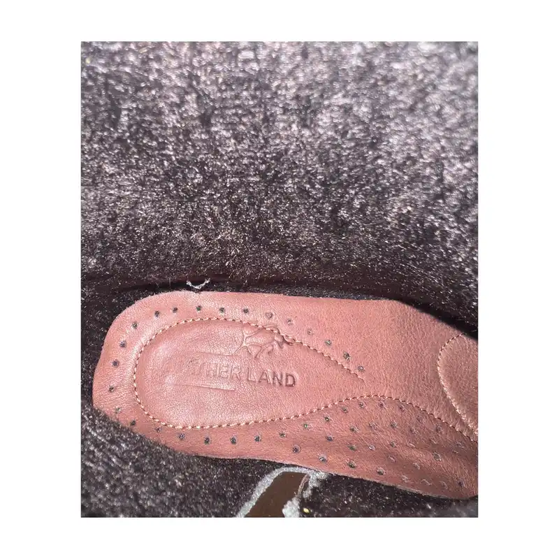 بوت زنانه سرزمین چرم کد 145282 رنگ عسلی