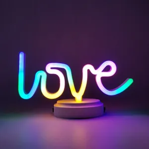 چراغ خواب مدل نئونی طرح love 