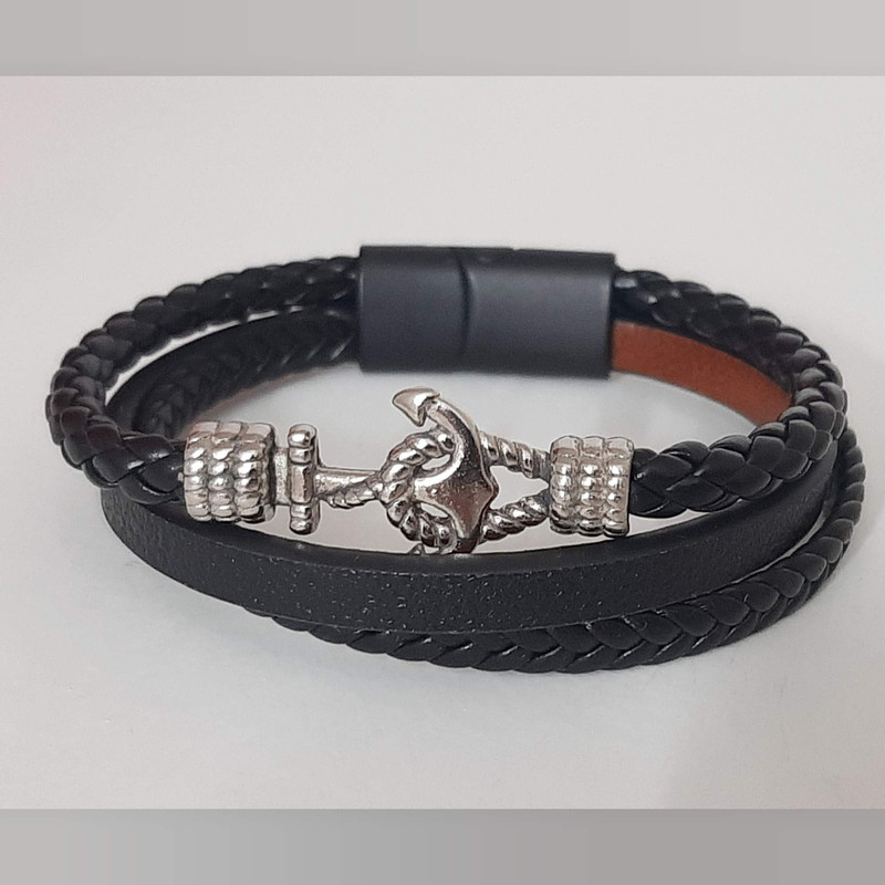 دستبند مردانه مدل چرم طبیعی کد 0033