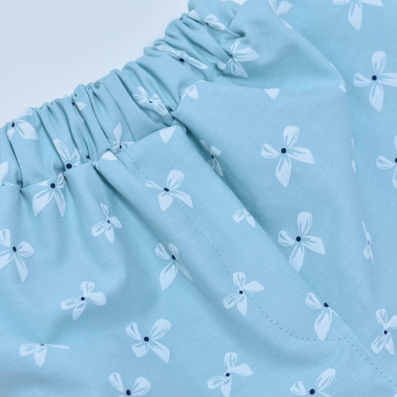 ست تی شرت آستین کوتاه و شلوارک دخترانه دل آویز مدل T261 - - 7