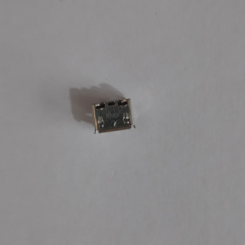 سوکت شارژ مدل micro usb کد 026 بسته 10 عددی