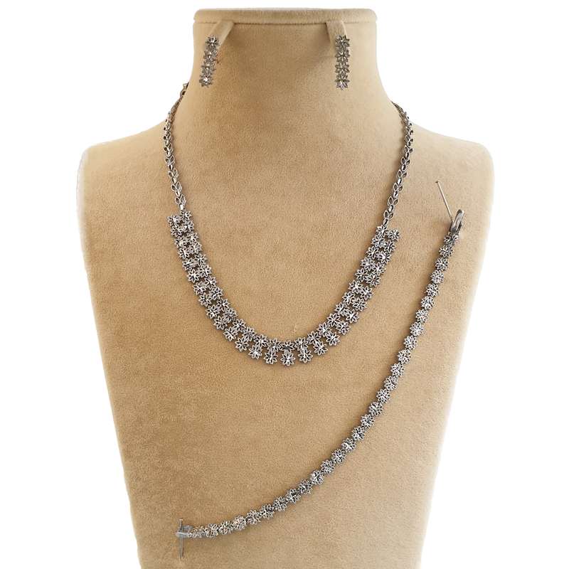 نیم ست نقره زنانه مدل تراش زیتونی 4589