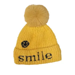 کلاه بافتنی بچگانه مدل Smile کد 01