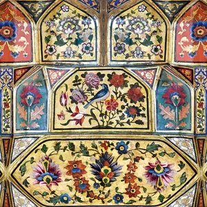 کاغذ کادو طرح ایرانی کد 133 بسته 5 عددی
