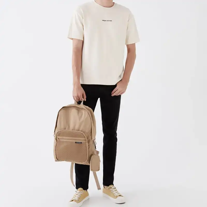 کوله پشتی ال سی وایکیکی مدل آنتی باکتریال Future به همراه کیف پول