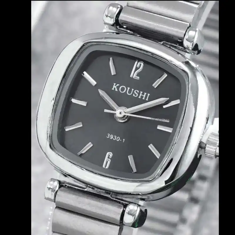 ساعت مچی عقربه ای زنانه مدل بند ریلی 08