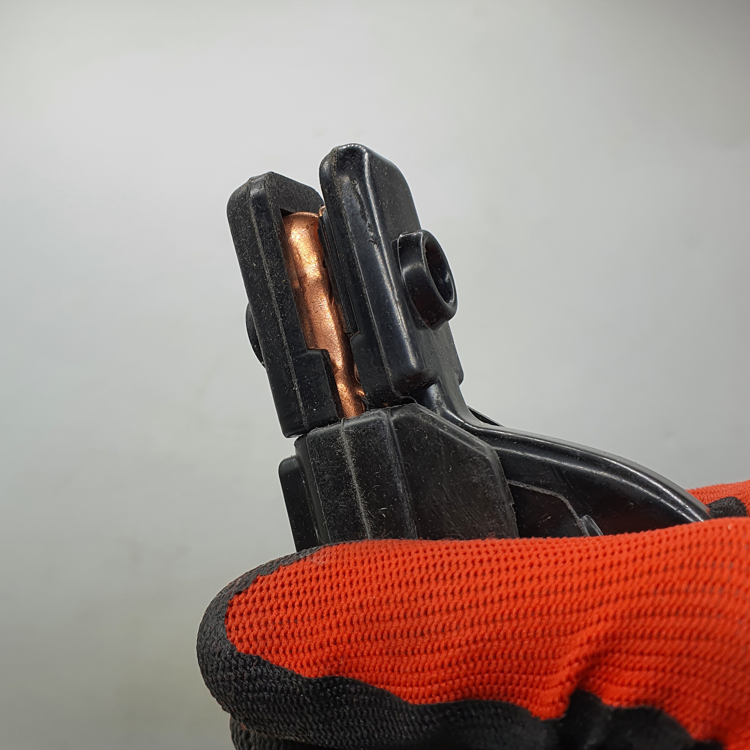 اینورتر جوشکاری 300 آمپر دی ال تی سی کد By-Tech-Germany