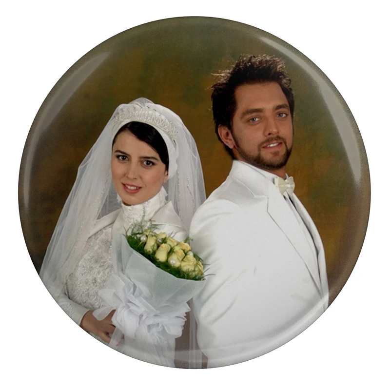 مگنت طرح لیلا حاتمی و بهرام رادان مدل S8707 
