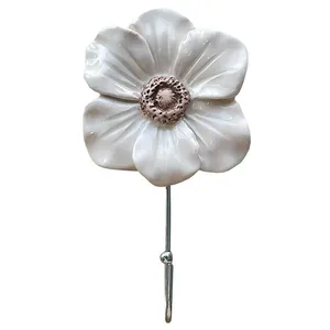 قلاب آویز آشپزخانه مدل گل