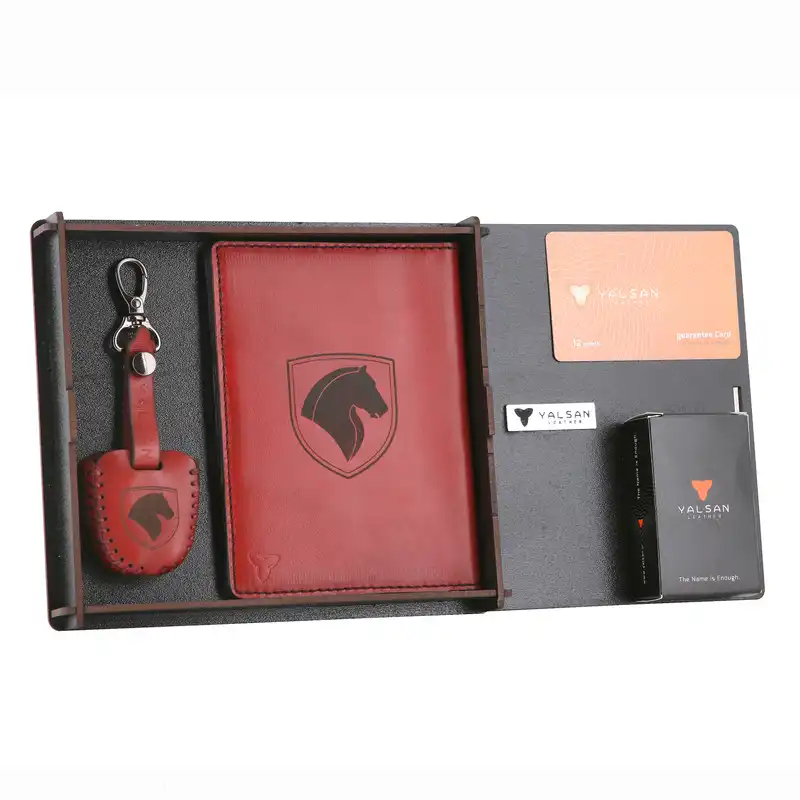 ست هدیه چرم یلسان مدل SAMAND کد SET-300-04-GS