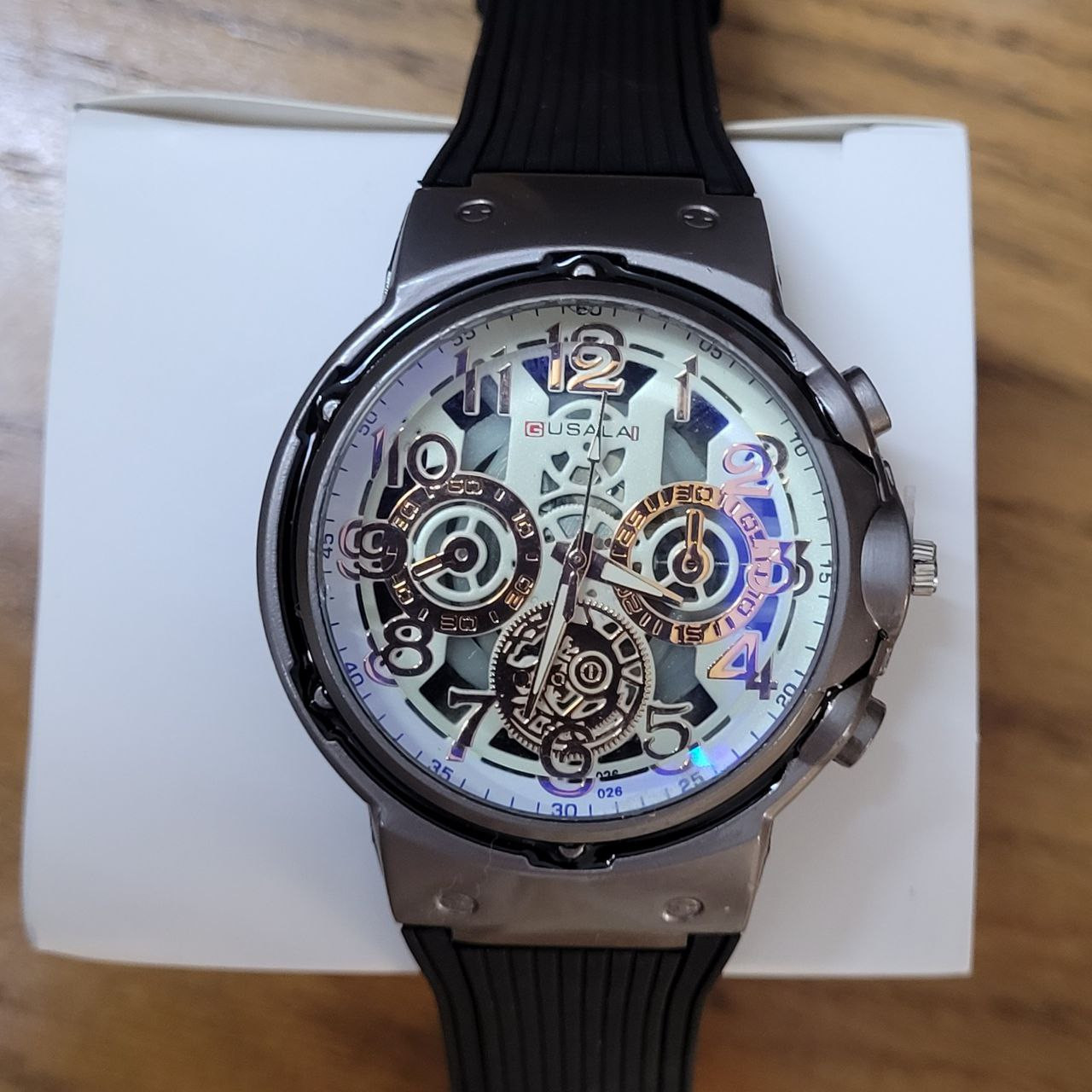 ساعت مچی عقربه‌ای مردانه مدل تک موتور 02